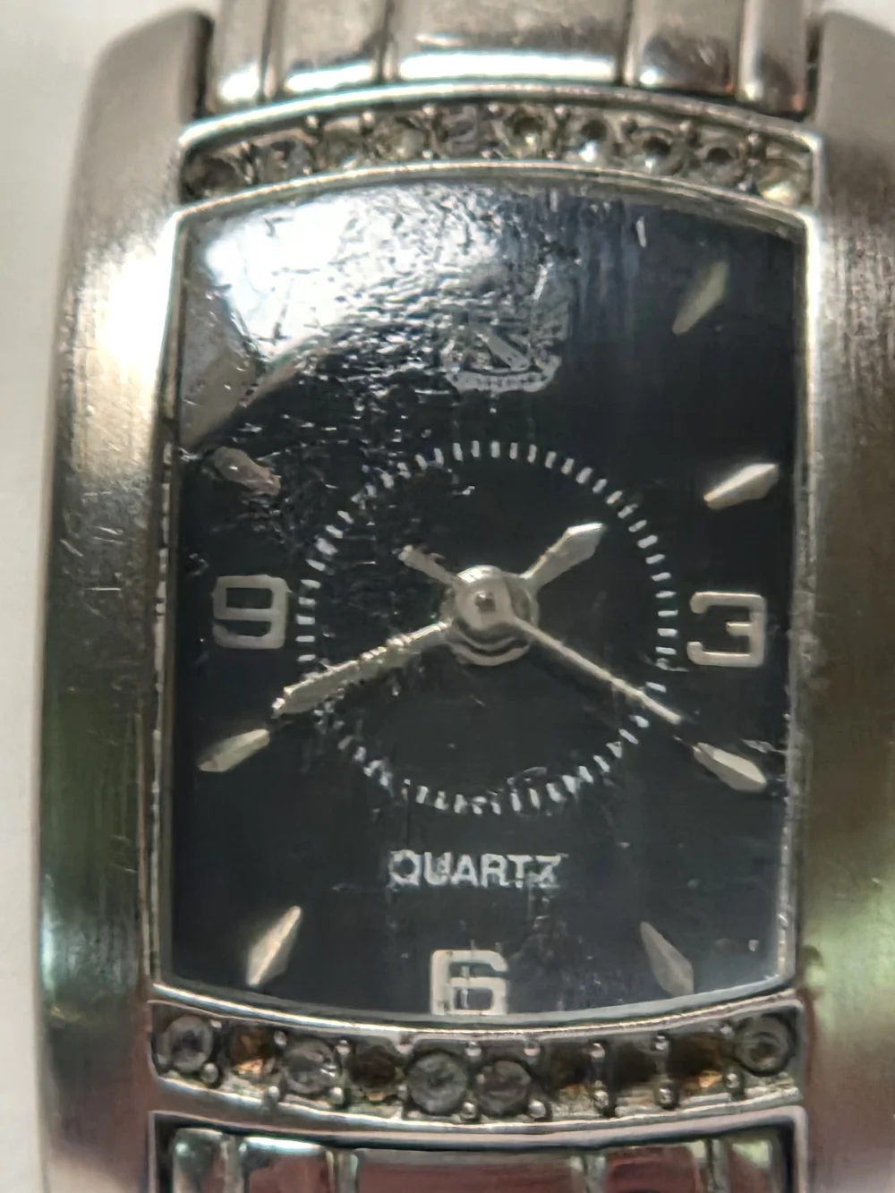 Paolo GUCCI Silver Rectangular Case Watch with Black Crown